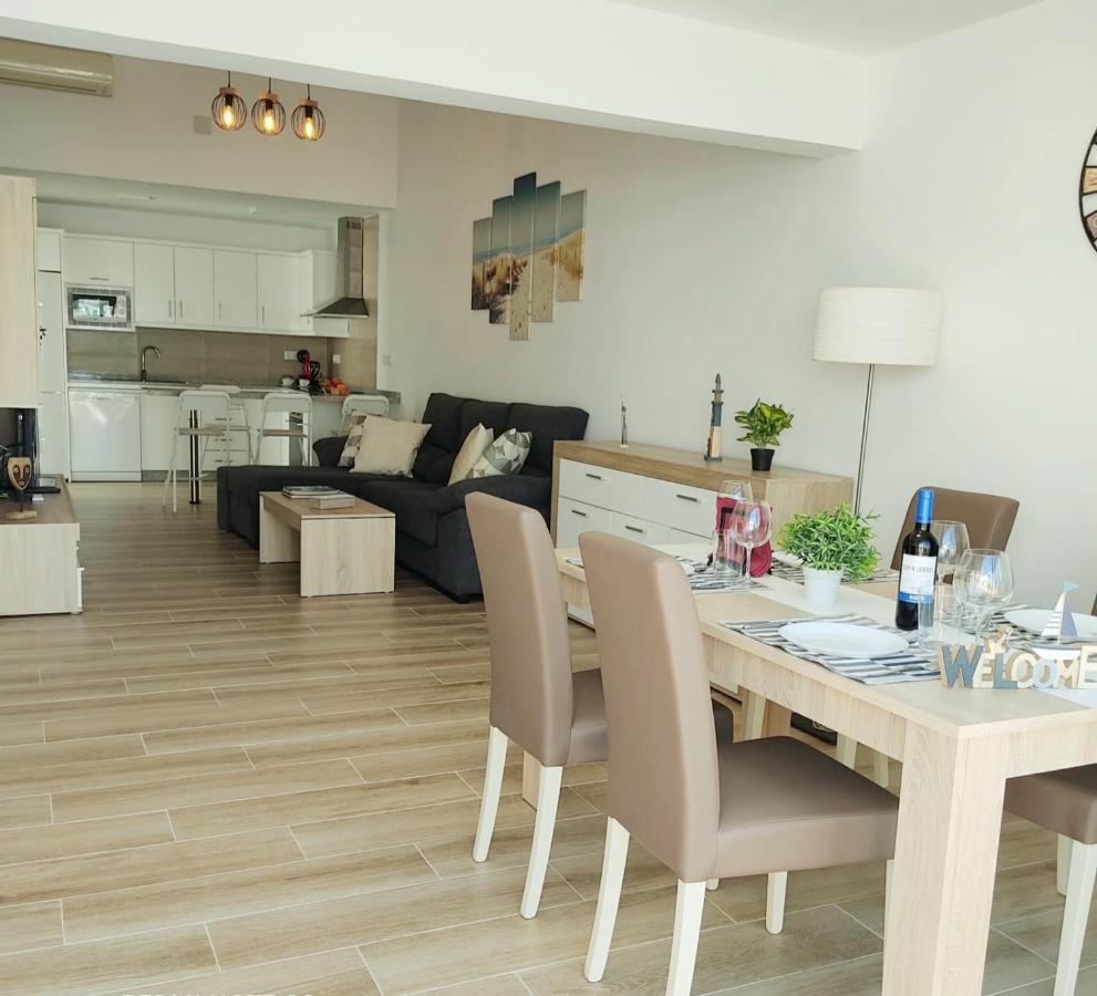 Holiday home Orquidea With Private Garden